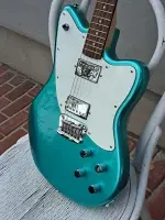 Squier Paranormal Toronado Elektromos gitár