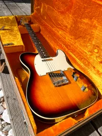 Fender Custom Telecaster AVRI 62 Electric guitar