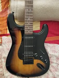 Squier Bullet Stratocaster HSS Elektromos gitár - Pendragon [Ma, 13:20]
