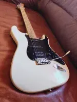 Fender American Standard Stratocaster Elektromos gitár - Váczi Sándor [2024.04.16. 15:06]