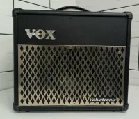 Vox Vox VT 15 Guitar combo amp - Varadikaloz [April 13, 2024, 10:30 pm]