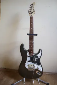 Cort Strat 06 Electric guitar - Wessely Zoltán [March 24, 2024, 3:09 pm]