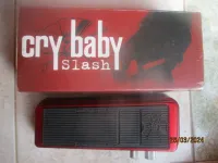Dunlop SW95 Slash Signature Cry Baby Pedal wah - Zenemánia [April 27, 2024, 10:11 am]