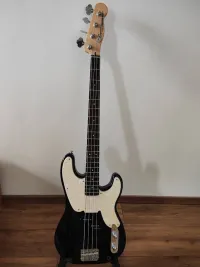 Squier Mike Dirnt Precision Bass Bass guitar - Szántó János [May 9, 2024, 8:44 am]