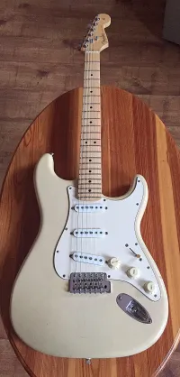 Fender Stratocaster USA 2005 Electric guitar - PoPé [Day before yesterday, 7:16 am]