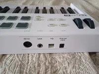 Arturia Keylab essential 61 MIDI kontroller