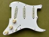Seymour Duncan YJM Fury Fender Malmsteen stratocaster pickupok Pastilla de guitarra - Blues Willis [May 11, 2024, 2:26 pm]
