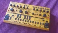 Behringer TD 3 MO Synthesizer - B Thomas [Day before yesterday, 3:21 pm]