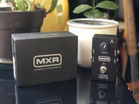 MXR M195 Noise Clamp Zajzár - Kiss Balázs [Ma, 01:42]