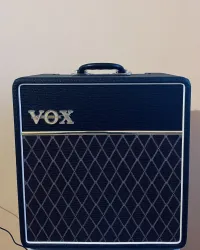 Vox Vox AC4C1-12 Kombinovaný zosilňovač pre gitaru - Baj László [June 29, 2024, 4:36 pm]