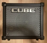 Roland Cube 10GX Guitar combo amp - hoattis [May 13, 2024, 7:42 am]
