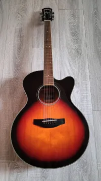 YAMAHA CPX 500 III Elektroakusztikus gitár