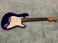 Fender American Standard Stratocaster Elektrická gitara - Gergye Márton [May 12, 2024, 8:58 pm]