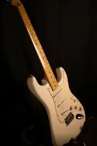 Squier Stratocaster Classic Vibe 50 2012 Electric guitar - Üveges Balázs [April 22, 2024, 8:12 pm]