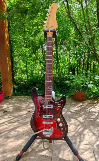 TEISCO EG2 1960s Red Sunburst Elektromos gitár