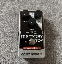 Electro Harmonix Memory Toy Effekt pedál - Clayton [Ma, 08:09]