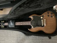 Gibson SG Electric guitar - kisti [April 24, 2024, 7:11 pm]