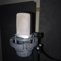 AKG C214 Condenser microphone - Balint222 [May 1, 2024, 12:03 pm]
