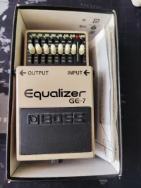 BOSS GE-7 Graphic Equalizer Pedál - J4yW4lk3R [May 1, 2024, 1:39 pm]