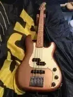 - GTX 50 Special Basszusgitár