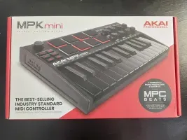 Akai MPK Mini MK3 Teclado MIDI - ExiledMuffin [June 19, 2024, 4:50 pm]