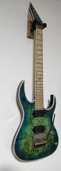 B.C. Rich Shredzilla 6 Elektromos gitár - Zotya83 [Ma, 22:18]
