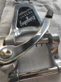 Bigsby B7 Tremolo - guitarseller [Today, 12:17 pm]