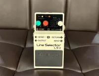 BOSS LS-2 Line Selector Pedal - BMT Mezzoforte Custom Shop [July 11, 2024, 12:08 pm]