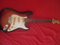 Chery MIK 90s Strat Electric guitar - Zenemánia [Day before yesterday, 9:04 pm]