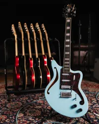 DAngelico Premier Bedford SH Elektromos gitár - SelectGuitars [2024.05.11. 07:44]