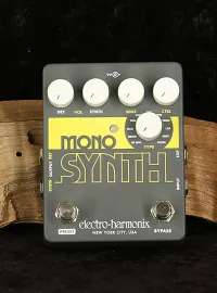 EHX Mono Synth Pedal - Vintage52 Hangszerbolt és szerviz [June 7, 2024, 3:04 pm]