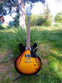 Epiphone ES335 Inspired by Gibson Vtg Sunburst Probucker E-Gitarre - AndrásF [June 15, 2024, 2:37 pm]