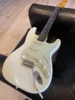 Erhard Handmade Instruments Relic Stratocaster Electric guitar - Németh Károly [May 14, 2024, 8:17 pm]