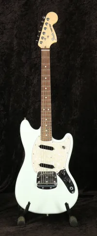 Fender Am Performer Mustang RW SBL Electric guitar - Vintage52 Hangszerbolt és szerviz [September 17, 2024, 4:22 pm]