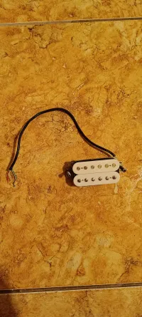 Fender Atomic Humbucker Pastilla de guitarra - Ács László [July 29, 2024, 9:13 pm]