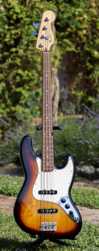 Fender Jazz Bass MIM 2014 Bajo eléctrico - benceujszaszi [June 17, 2024, 9:26 am]