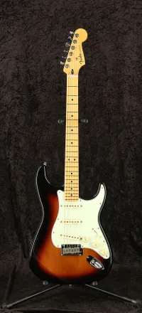 Fender Player Plus Stratocaster MIM 2023