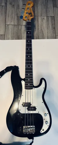 Fender Precision Bass MNM 1995 Basszusgitár - Gergely Bálint [Ma, 20:16]