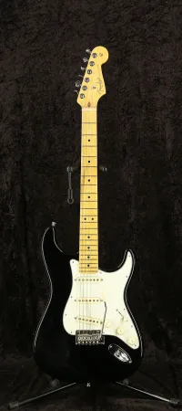 Fender Professional II Strat 2022 Guitarra eléctrica - Vintage52 Hangszerbolt és szerviz [September 11, 2024, 5:01 pm]