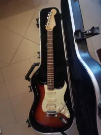 Fender Stratocaster Deluxe Elektromos gitár - Roger Mooer [Ma, 11:41]