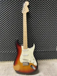 Fender Stratocaster Electric guitar - Kaszta Ruben [September 14, 2024, 12:05 am]