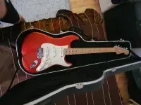 Fender USA Standard Stratocaster E-Gitarre - Baán Imre [Today, 6:39 pm]