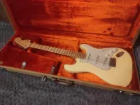 Fender Yngwie Malmsteen modell Elektromos gitár - farkasg86 [2024.09.10. 11:35]