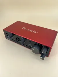 Focusrite Scarlett 2i2 3rd Gen USB