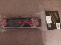 Gibson  Guitar strap - Zombi papa [Day before yesterday, 7:34 am]