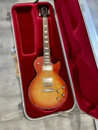 Gibson Les Paul Classic HP Heritage Cherry Sunburst Electric guitar - Gábor Csaba [June 17, 2024, 12:01 pm]