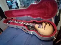 Gibson Les Paul Studio Electric guitar - Music Man [Yesterday, 3:30 pm]