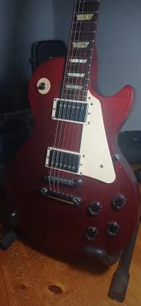 Gibson Les Paul Studio Worn Electric guitar - Széll Gábor [September 23, 2024, 9:11 pm]