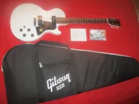 Gibson LP Special Tribute P-90 Worn White Satin 2019. Guitarra eléctrica - Zenemánia [August 2, 2024, 11:38 pm]