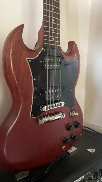 Gibson Sg Electric guitar - Laky Gergő [June 3, 2024, 10:31 pm]